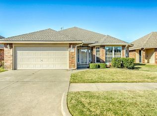 17633 Cobalt Ave, Edmond, OK 73003