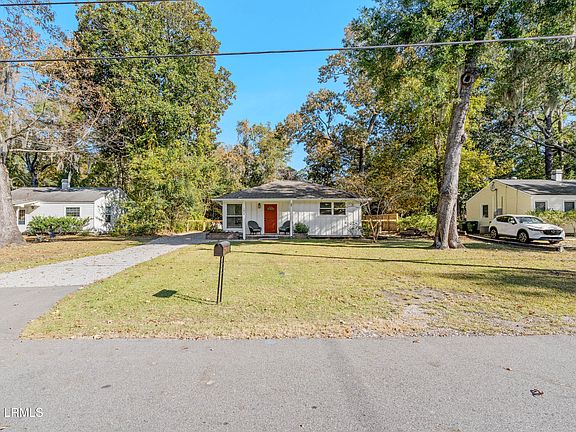 2nd image of 1810 Battery Park Drive