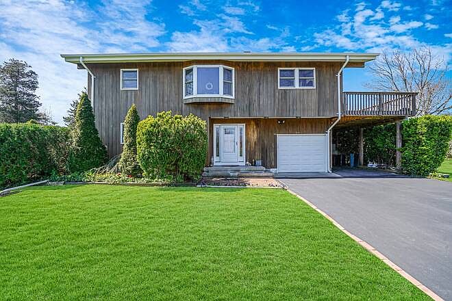 1st image of 295 Vista Pl