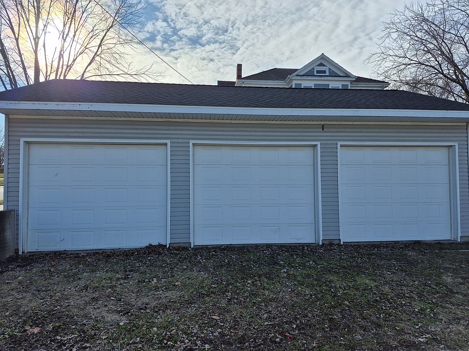 1st image of 1203 Bank St #3