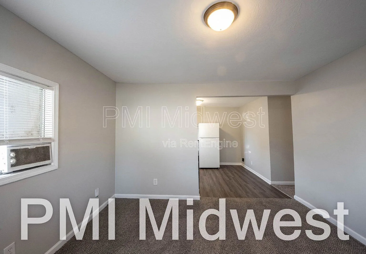 3 bed, 1.0 bath, 853 sqft, $1,299 — Photo 4