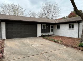 1621 S 5th St, Broken Arrow, OK 74012