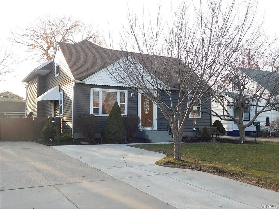 1st image of 244 Chamberlin Dr