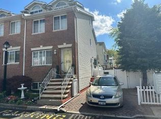 14 Lillie Ln, Staten Island, NY 10314
