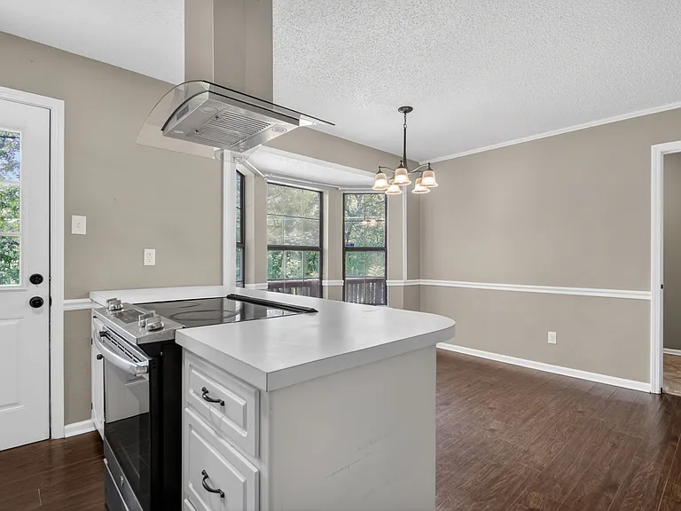 235 Briarpatch Ln — Photo 6