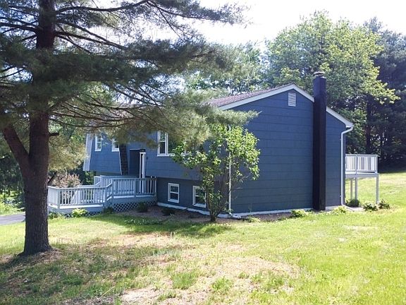 4th image of 43 Courtland Dr