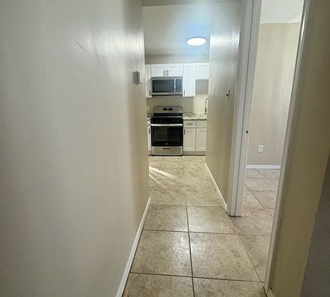 5th image of 1209 San Mateo Blvd SE #1209