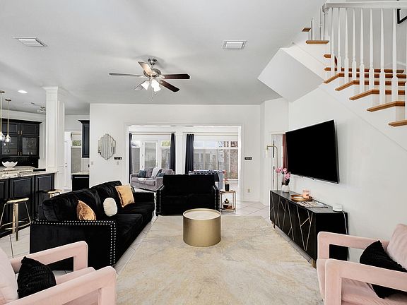 3rd image of 35 Tranquility Ln