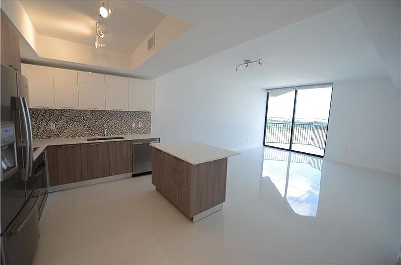 1st image of 5252 NW 85th Ave APT 805