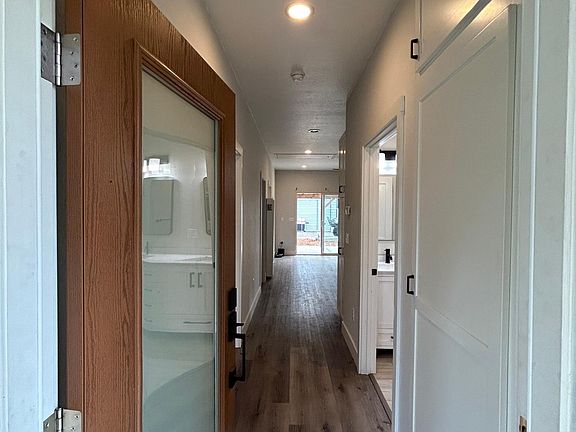 4th image of 1381 Sydni Ct