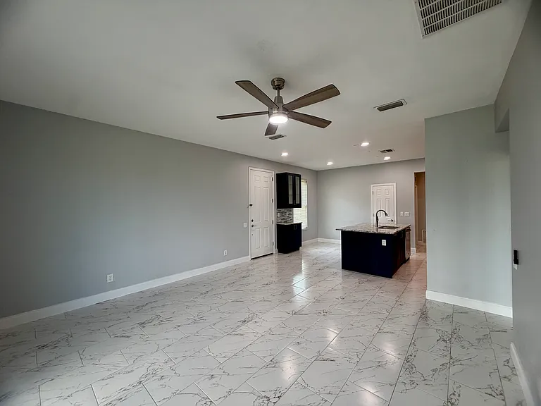9922 52nd St E — Photo 10