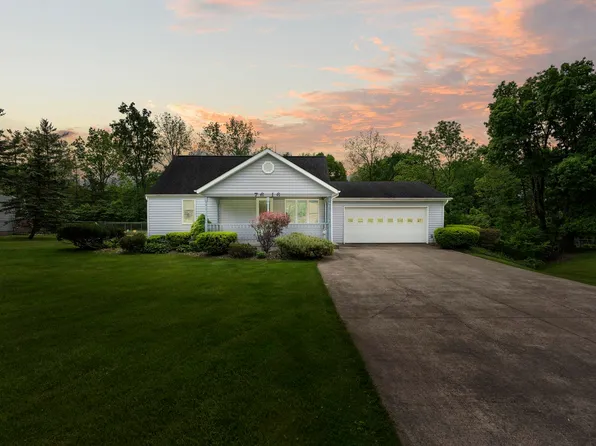 7616 Hosler Rd, Leo, IN 46765