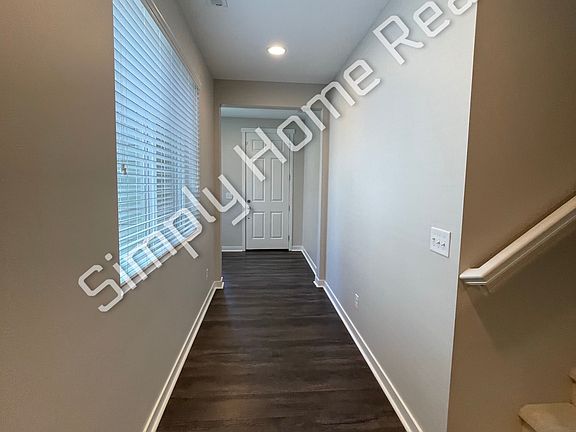 2nd image of 9087 Aster St SE