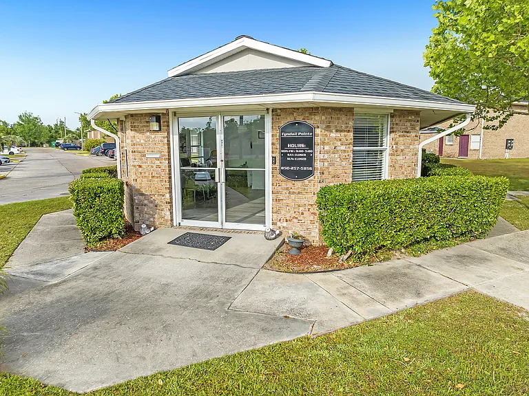 Tyndall Pointe — Photo 10