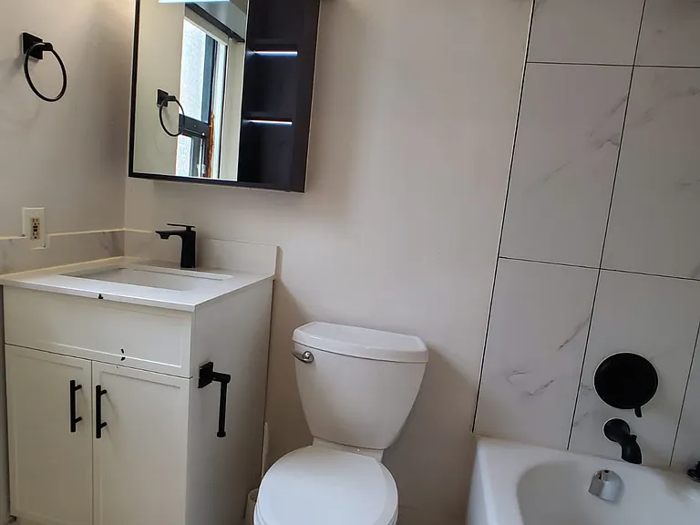 575 Pape Ave #1C — Photo 6