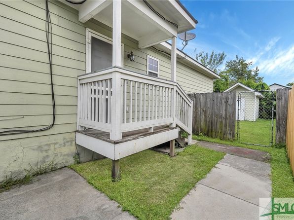 1208 Love St, Savannah, GA 31415