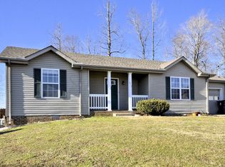 317 Cottonwood Ct, Clarksville, TN 37040