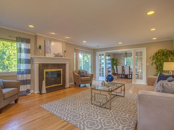 3rd image of 16221 Roseleaf Ln