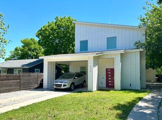 6913 Providence Ave #A, Austin, TX 78752