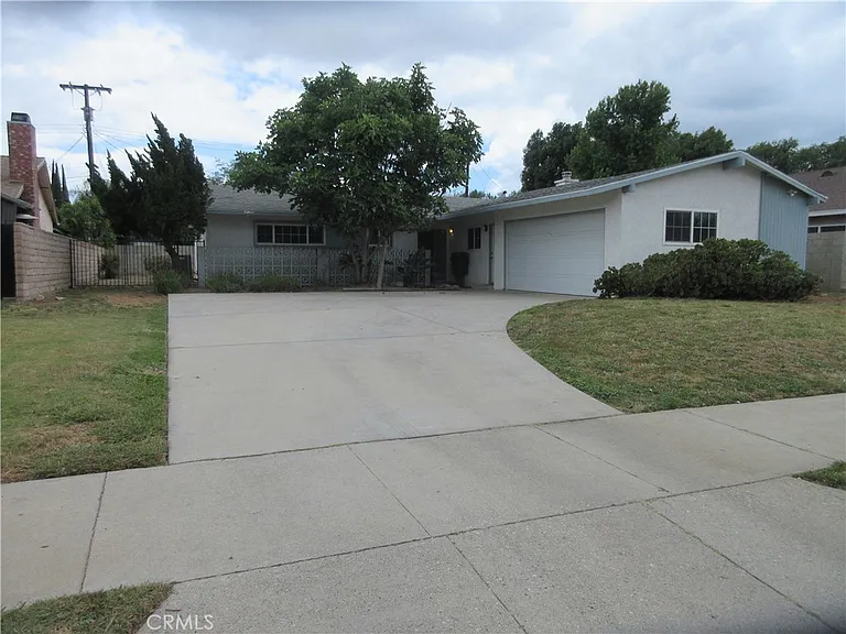 16016 Sunburst St — Photo 34