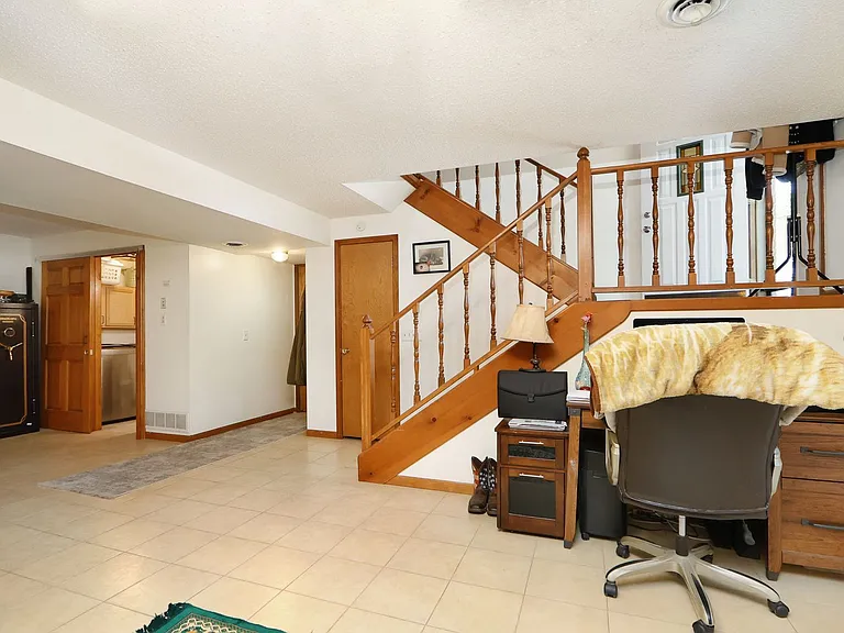 119 N Kaw Dr — Photo 24