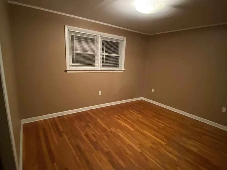 34 Morton St #2 — Photo 7