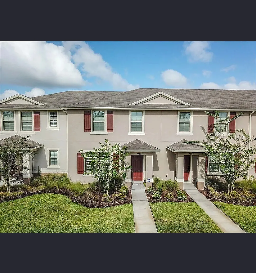3 bed, 1672 sqft, $2,400 — Photo 1