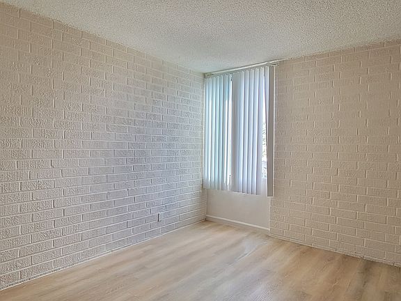 5th image of 503 S La Fayette Park Pl #505