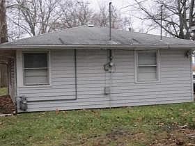 2nd image of 325 15th Ave