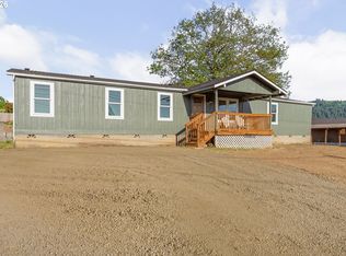 70 SE Darrell Ave, Winston, OR 97496