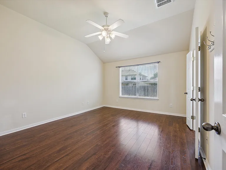 3813 Bandice Ln — Photo 8