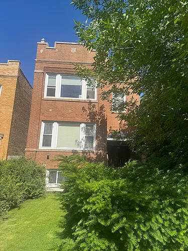 3719 N Sawyer Ave #B Photo 1 3719 N Sawyer Ave #B Photo 1