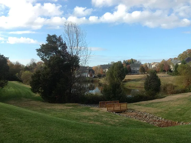 15607 Chipping Dr — Photo 17
