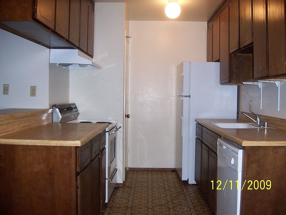 2nd image of 2939 Park Ave APT 1-8