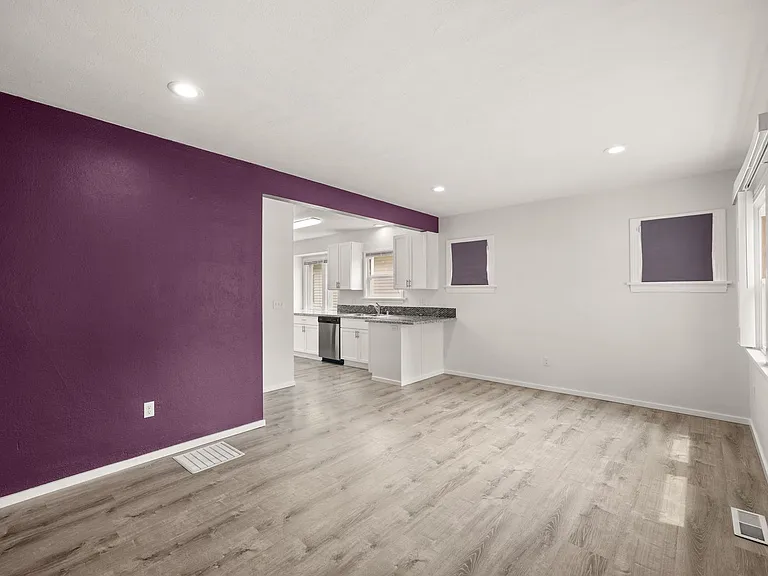 2604 W Sinto Ave — Photo 2