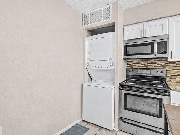 5th image of 12900 Walden Rd APT 814H