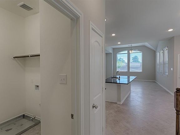 3rd image of 18526 Jasmine Garden Pl