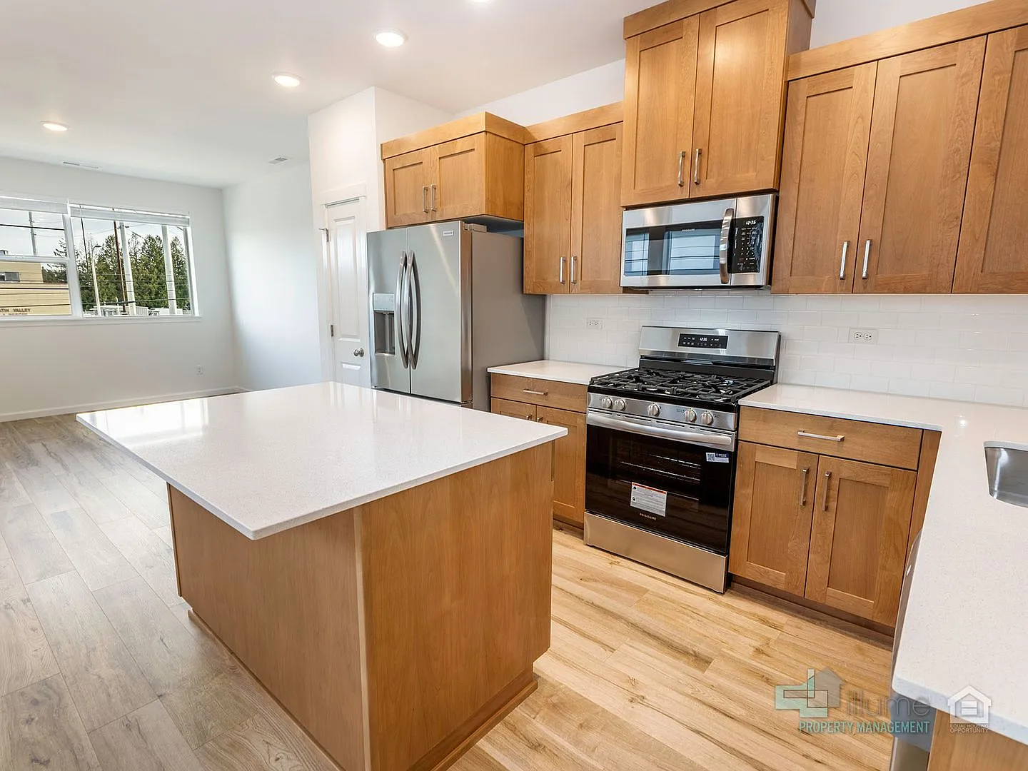 End Of Summer Special: 1-Month Free Rent! Brand New Beautiful 2 Bd/2.5 Ba Home In Reed's Crossing — Photo 2