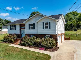 203 Falcon View Dr, Church Hill, TN 37642