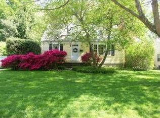 46 Sleepy Hollow Rd, Fairfield, CT 06824