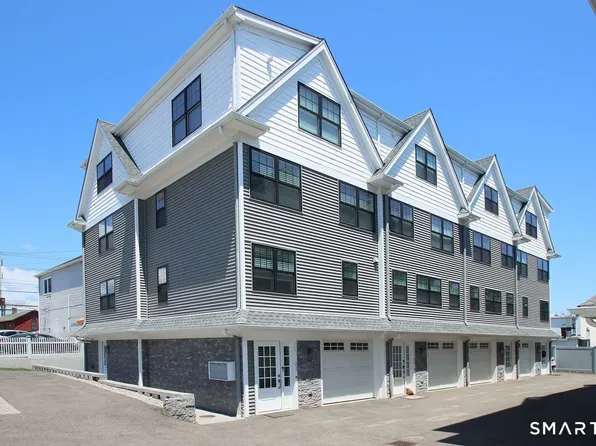 25 Beaumont Street #25, Fairfield, CT 06824