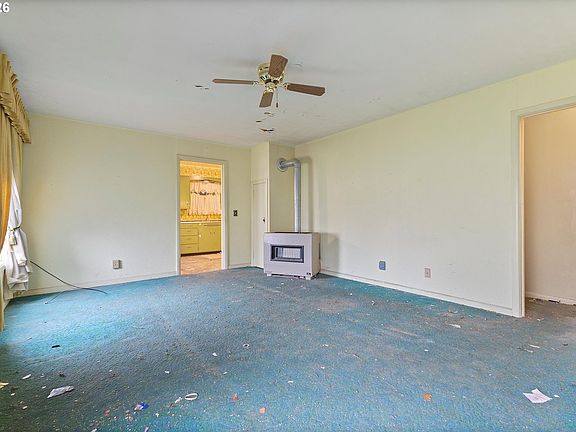 3rd image of 20294 Neil St NE