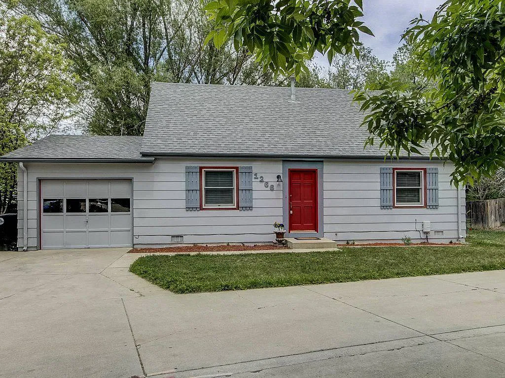 4 bed, 1600 sqft, $2,975 — Photo 1
