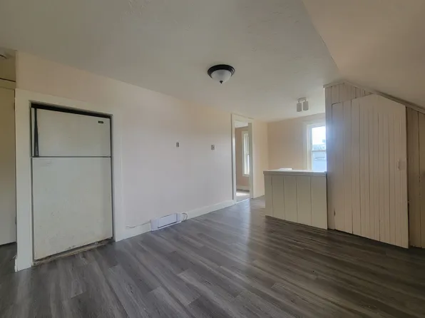 47R E Walnut St #3, Taunton, MA 02780