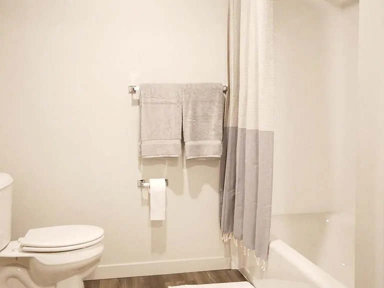660 N 100 W #105 — Photo 6