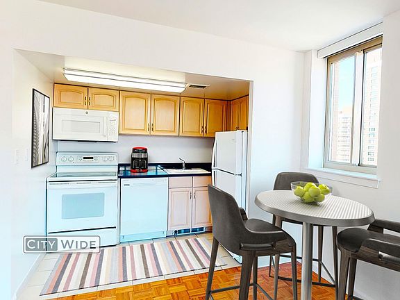 3rd image of 340 E 29th St APT 16d