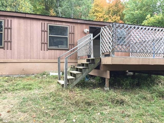 Good size deck