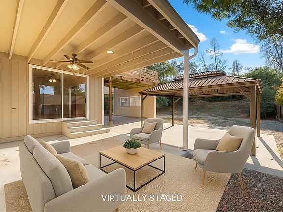 2nd image of 1017 Headlands Drive