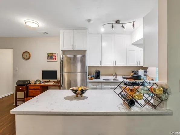 20 Fargo Court #20, Coram, NY 11727
