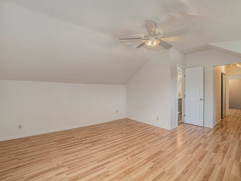 2940 Flamingo Cir — Photo 15